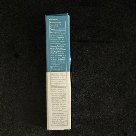 Colorscience total eye 3-in-1 renewal therapy SPF 35 in fair - Picture 2 of 4